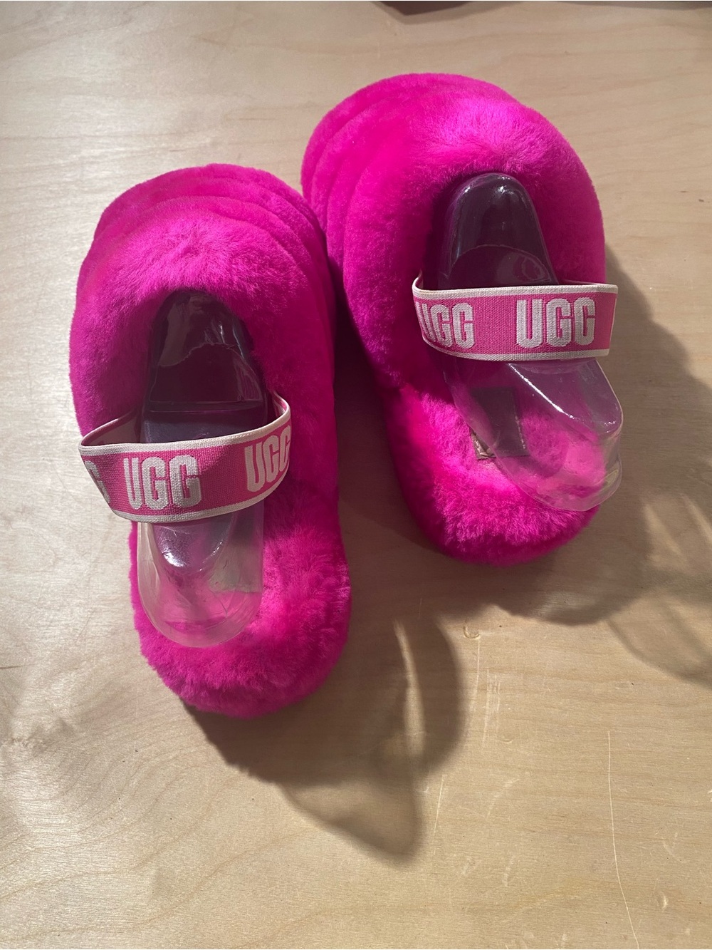 UGG K Fluff Yeah Slide 6 - Picture 5 of 11